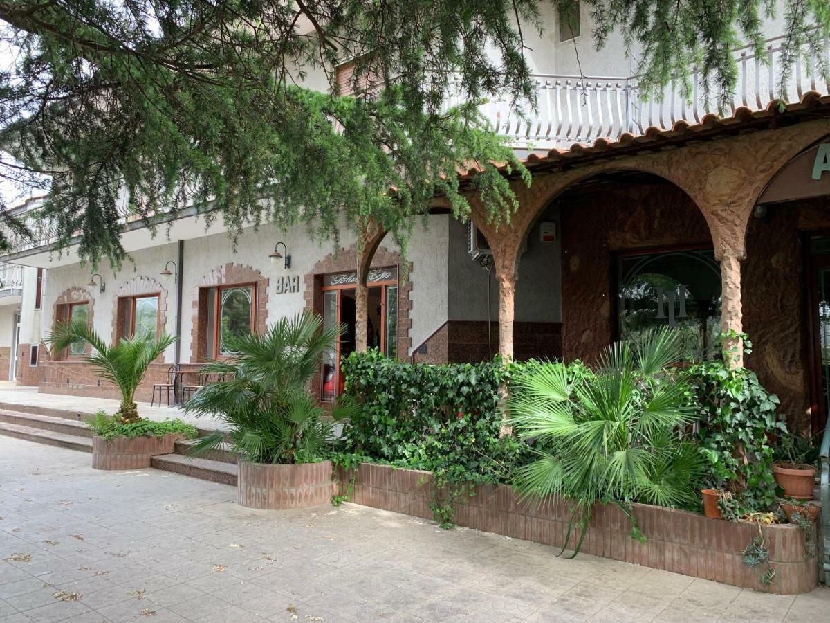 Hotel Del Lago Telese Terme Екстер'єр фото
